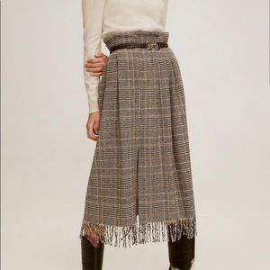 Wool fringed skirt